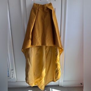 Wes Gordon High-Low Gold Tweed Skirt Size 2-stain on bottom/small tears on front